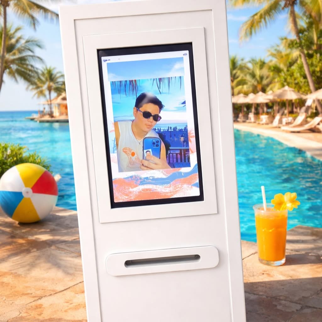 Click2Keep booth by the pool